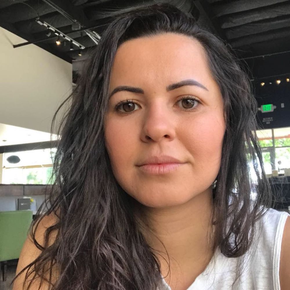 Meet your Posher, Viviane